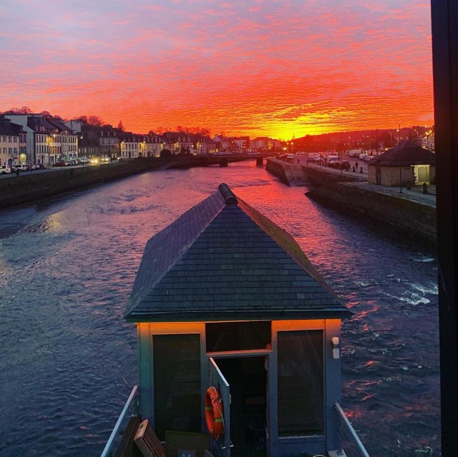 Une Nuit Sur Le Pont 1 Landerneau Eksteriør bilde